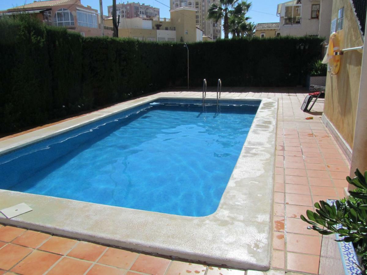 Appartement La Rosaleda à Torrevieja Extérieur photo